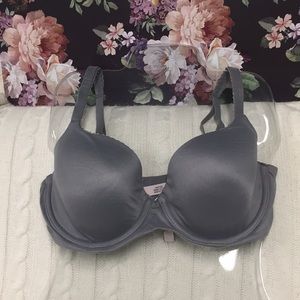 VICTORIA’S SECRET LIGHTLY LINED GRAY DEMI BRA